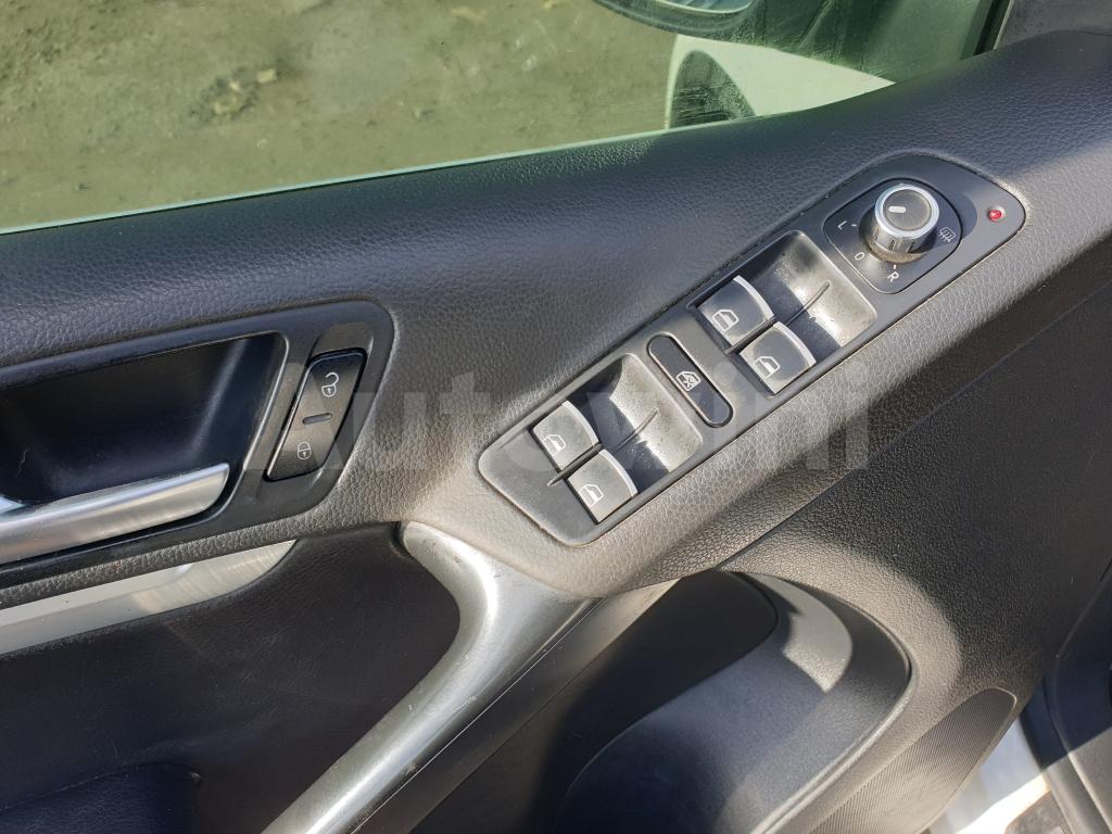 2013 VOLKSWAGEN  TIGUAN 4WD 2.0 TDI - 17