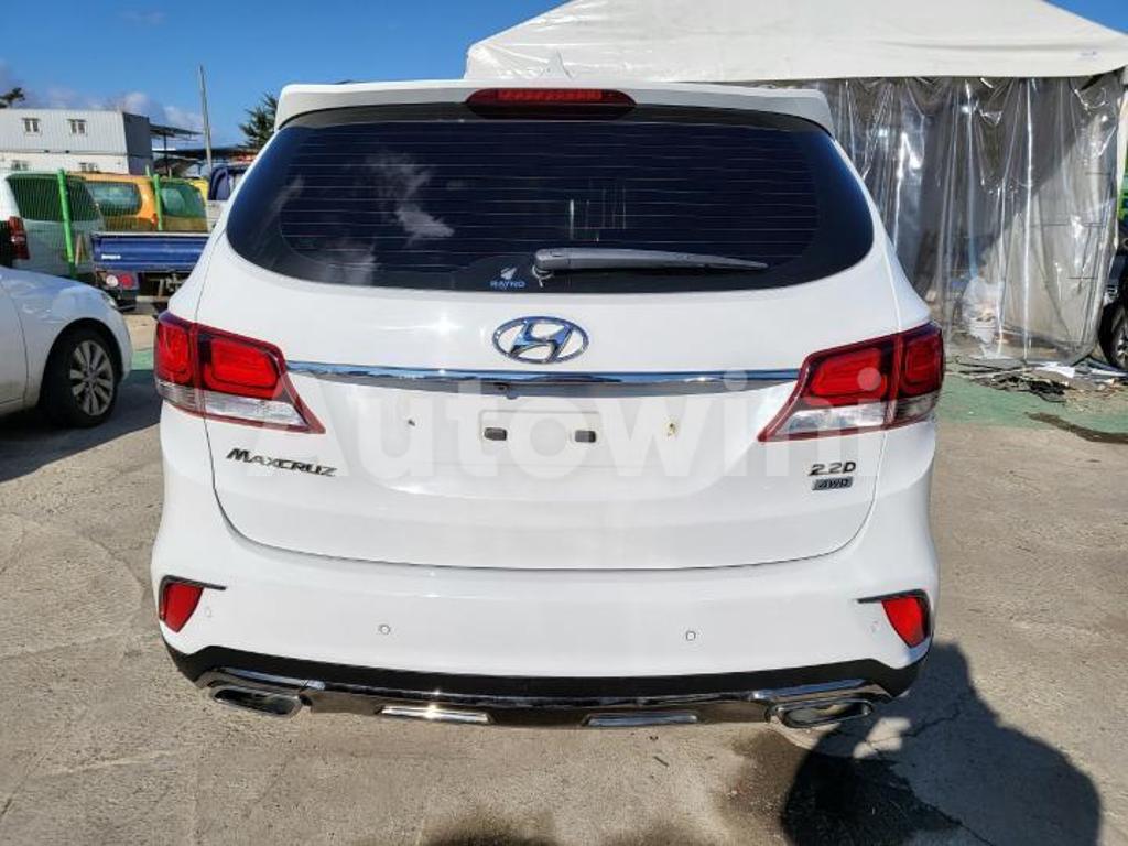 KMHSR81XDJU293134 2018 HYUNDAI  MAXCRUZ 4WD-3