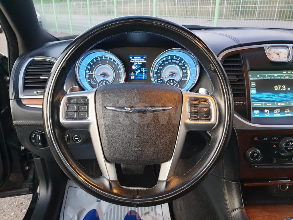 2012 CHRYSLER  300C SUNROOF S.KEY CAMERA NAVI - 26