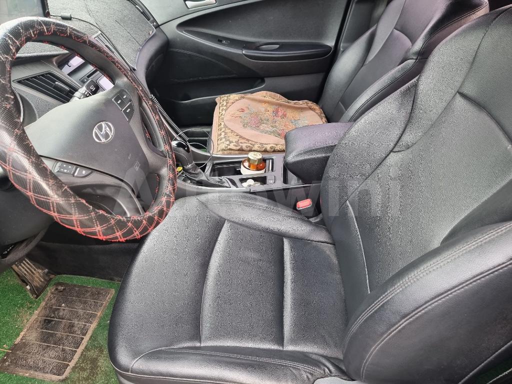 2013 HYUNDAI YF SONATA B - 12