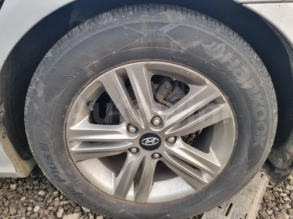 2013 HYUNDAI YF SONATA B - 14