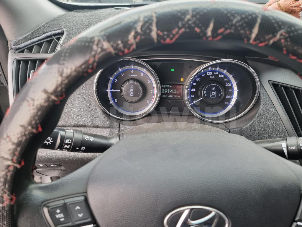 2013 HYUNDAI YF SONATA B - 15