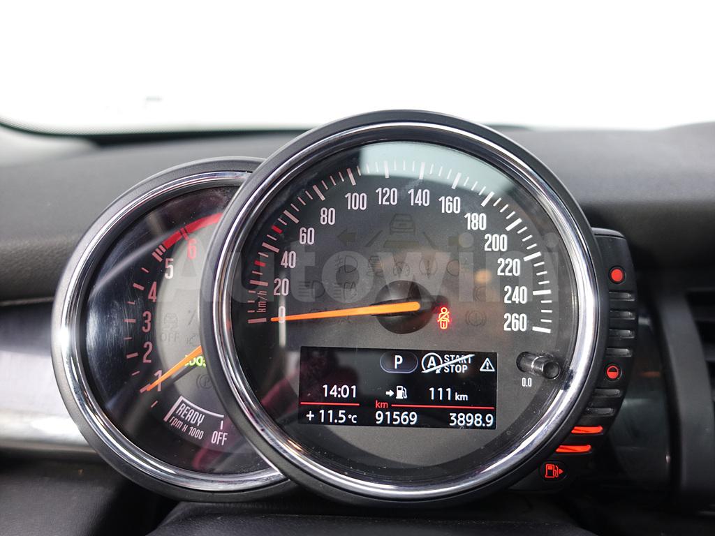 2015 MINI COOPER D FIVE-DOOR - 7
