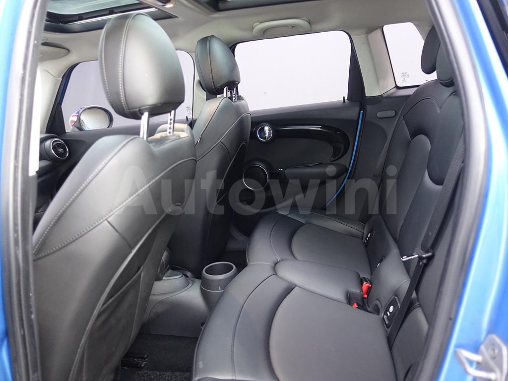 2015 MINI COOPER D FIVE-DOOR - 9