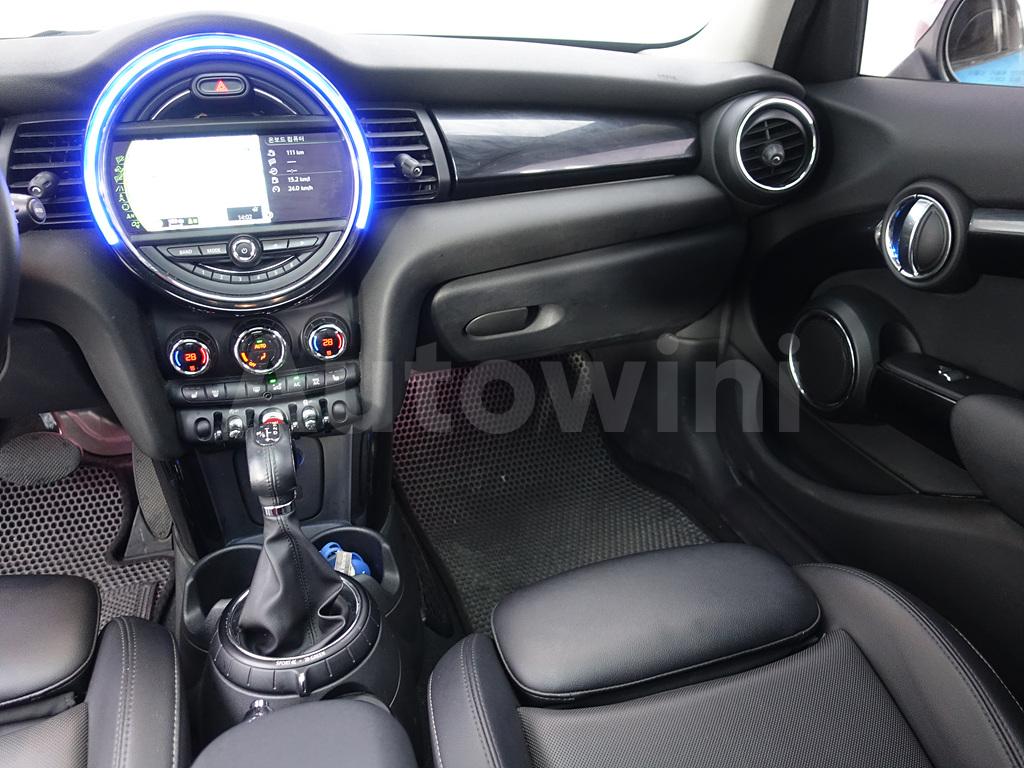 2015 MINI COOPER D FIVE-DOOR - 10