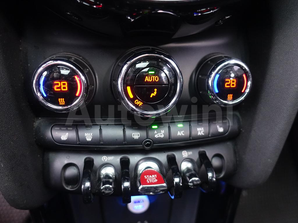 2015 MINI COOPER D FIVE-DOOR - 11
