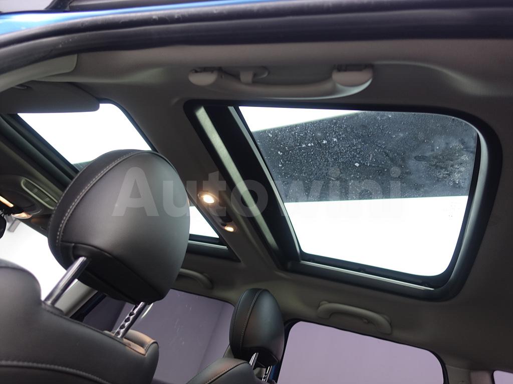2015 MINI COOPER D FIVE-DOOR - 17