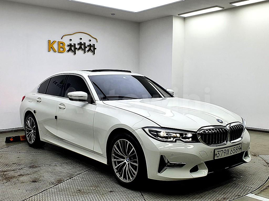 WBA5X5104LFJ29354 2020 BMW 3 SERIES 320I-1