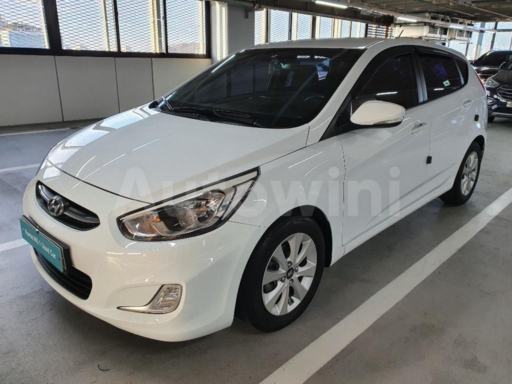 KMHCT51UGHU295218 2017 HYUNDAI ACCENT  1.6 MODERN 5DR*GOOD CONDITION*-0