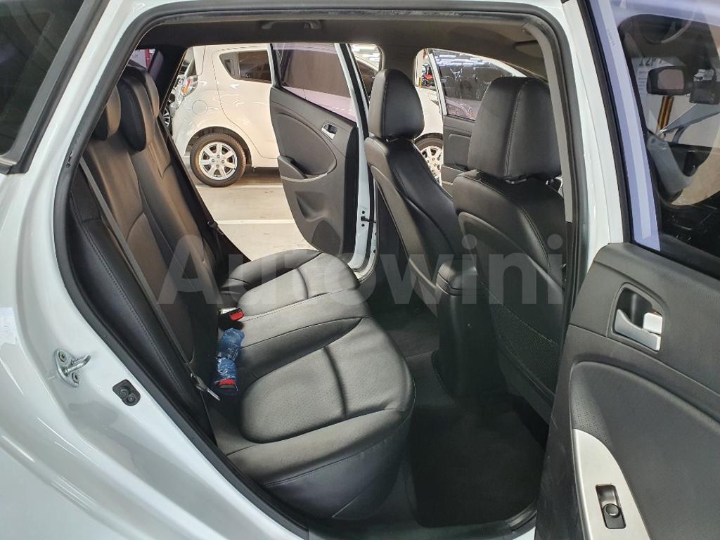 2017 HYUNDAI ACCENT  1.6 MODERN 5DR*GOOD CONDITION* - 27