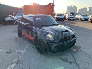 WMWMF7109ATU93231 2010 MINI COOPER S AUTO+ABS+SUNROOF+BACK SENSOR-2