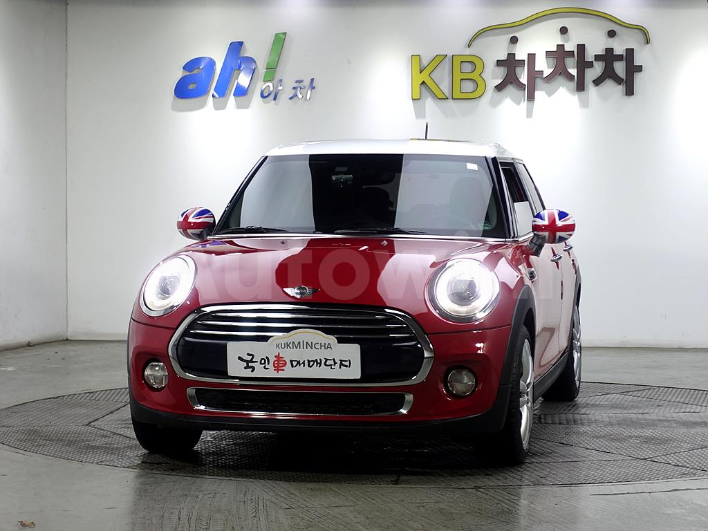 2016 MINI COOPER FIVE-DOOR 1.5 - 2