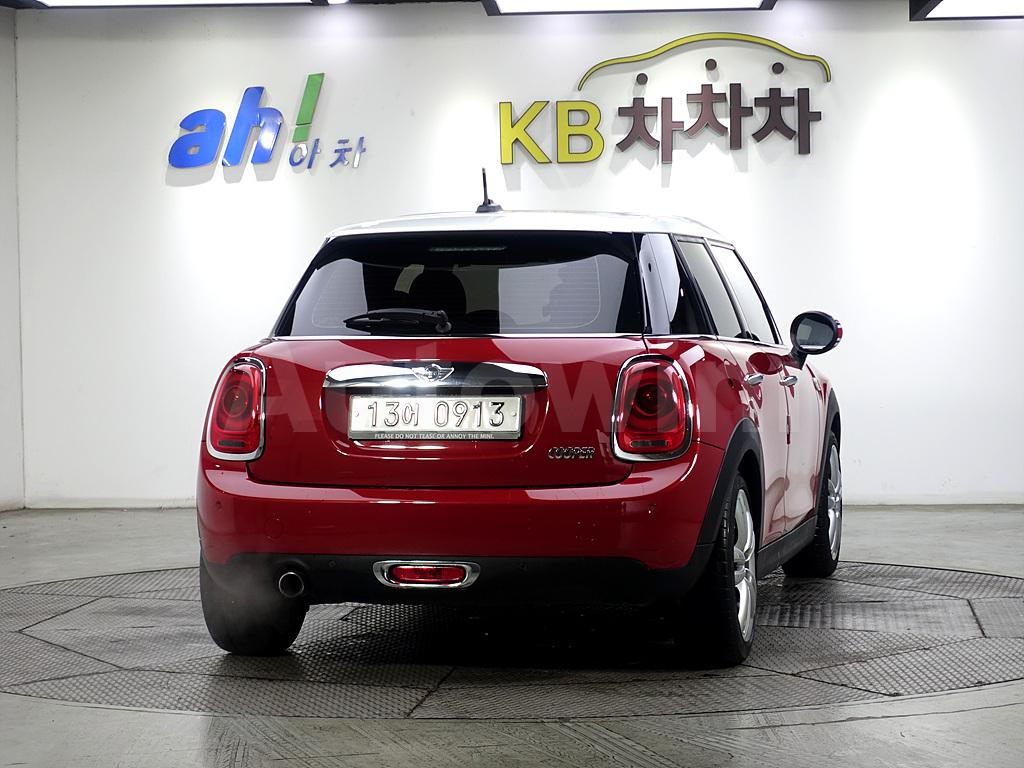 2016 MINI COOPER FIVE-DOOR 1.5 - 3