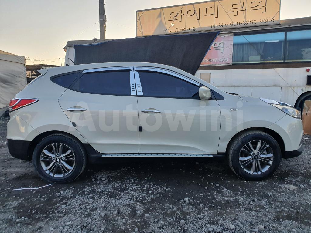 2014 HYUNDAI TUCSON IX 2.0 EVGT M/T SIDE - STEP ✔️Цена 7623$ Купить в Корее  с Доставкой в Украину