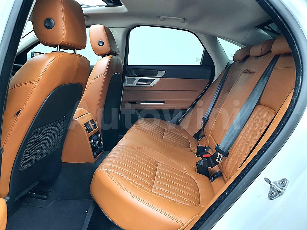 2017 JAGUAR XF 2.5T PORTFOLIO X260 - 10