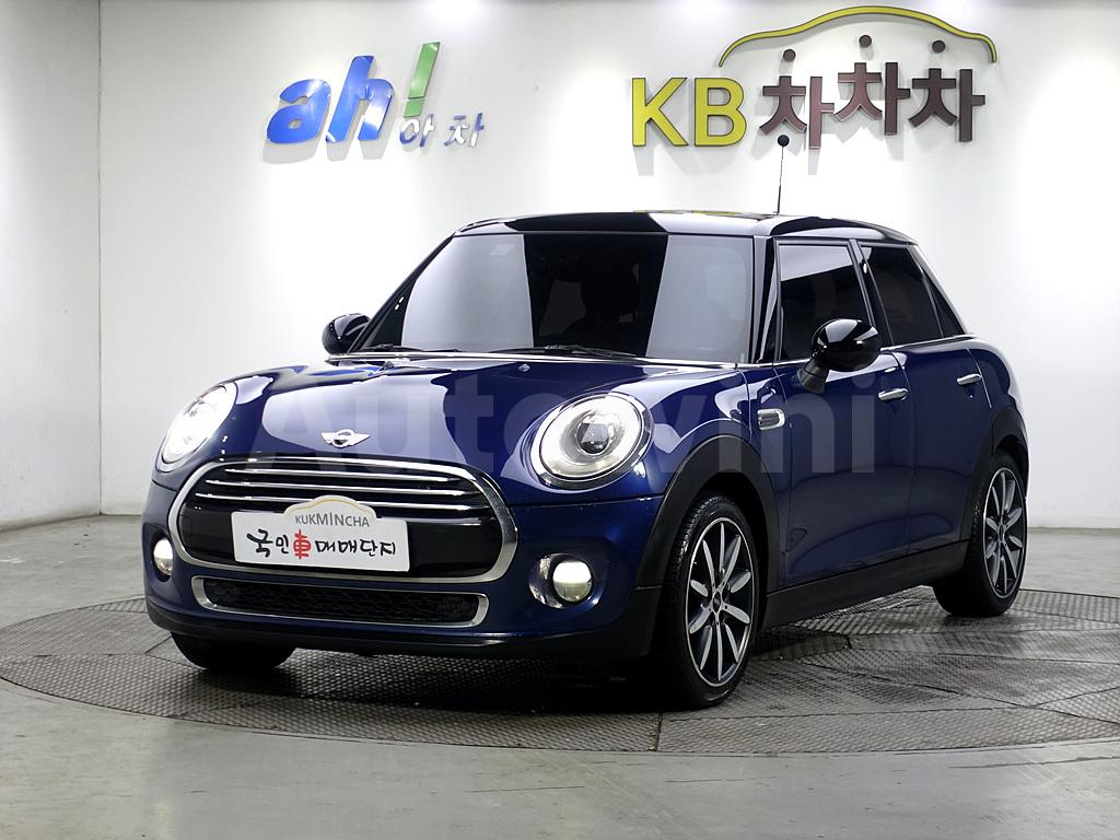 2016 MINI COOPER FIVE-DOOR - 1