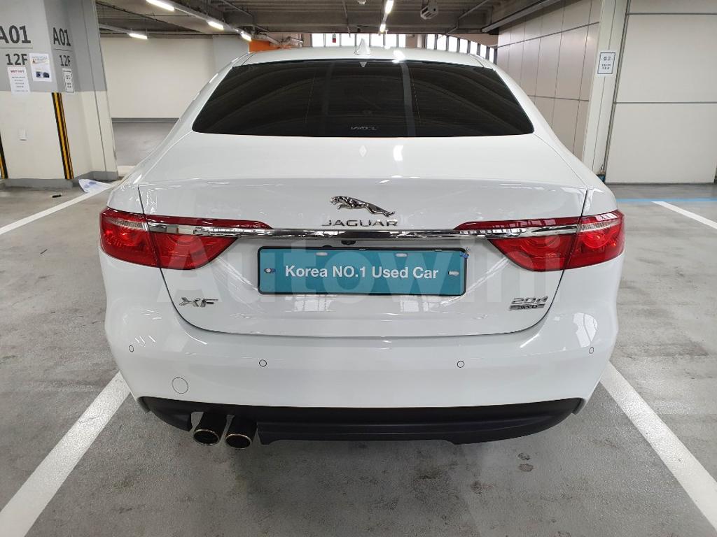 SAJBA4BN4HCY30501 2017 JAGUAR XF 20D 4WD PRESTIGE *GOOD CAR*-4