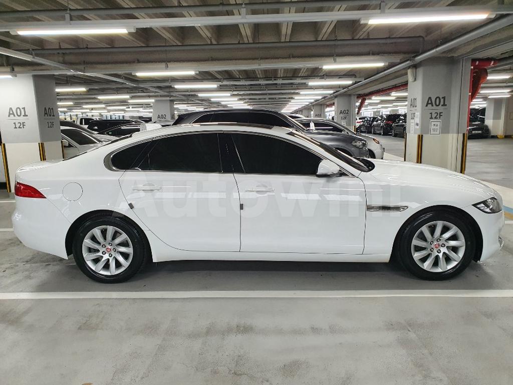 2017 JAGUAR XF 20D 4WD PRESTIGE *GOOD CAR* - 7