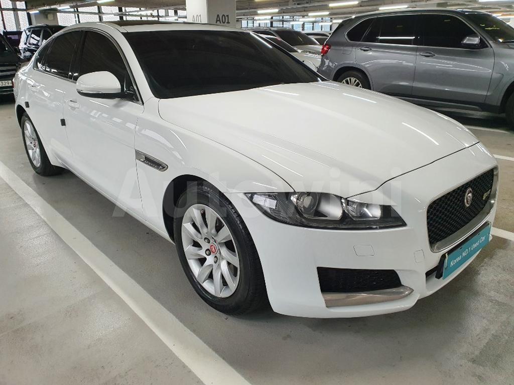 2017 JAGUAR XF 20D 4WD PRESTIGE *GOOD CAR* - 8