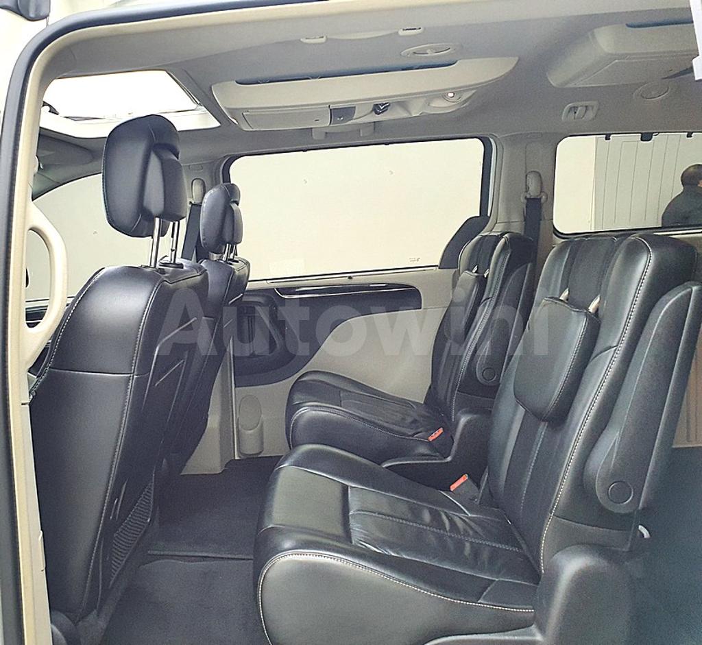 2011 CHRYSLER GRAND VOYAGER 3.6 LIMITED 5TH GEN - 9
