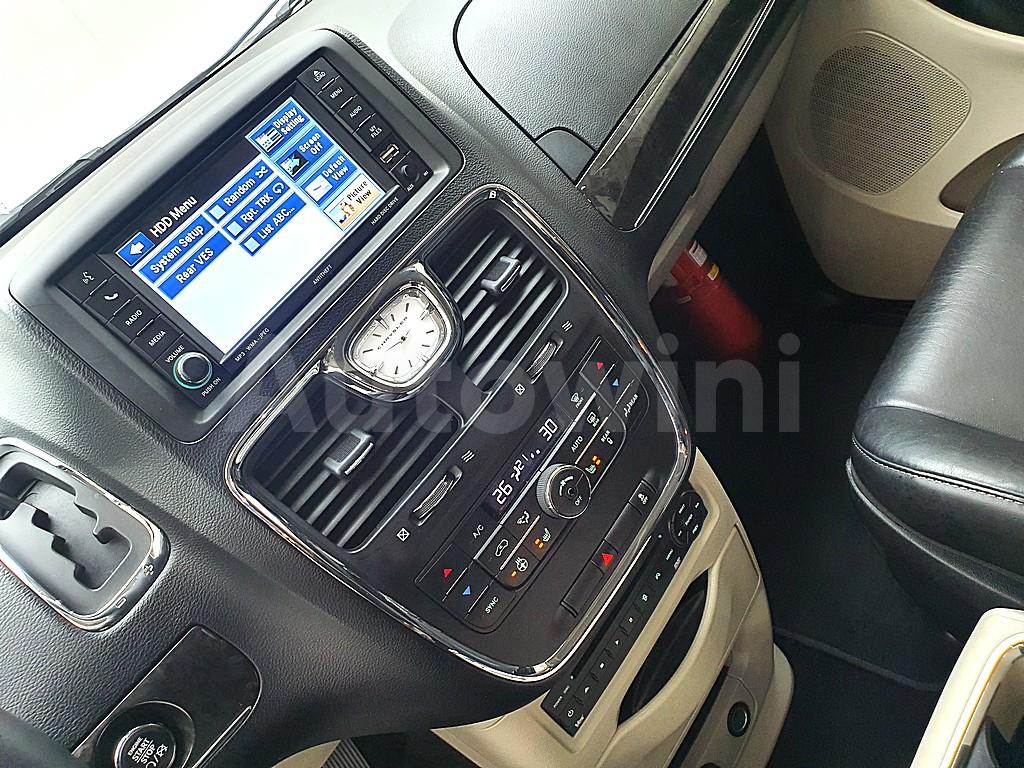 2011 CHRYSLER GRAND VOYAGER 3.6 LIMITED 5TH GEN - 10