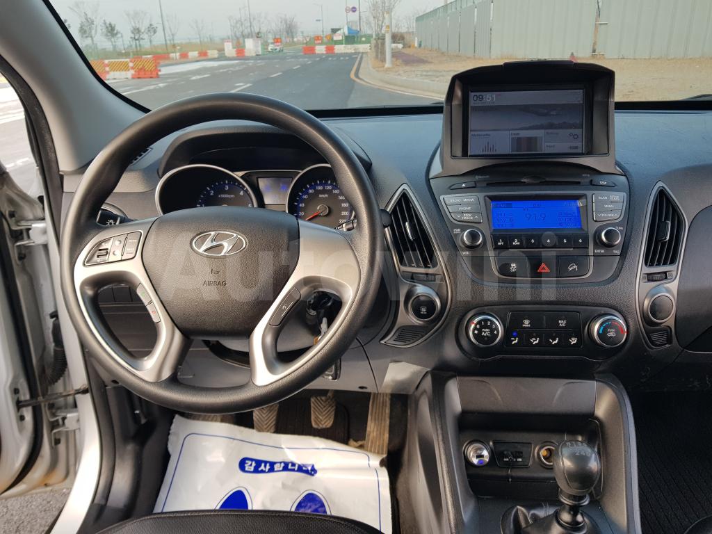 2015 HYUNDAI  TUCSON M/T*NO ACCIDENT*R17*LED*NAVI - 24