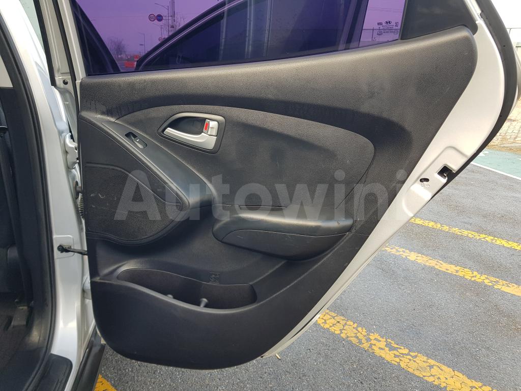 2015 HYUNDAI  TUCSON M/T*NO ACCIDENT*R17*LED*NAVI - 38
