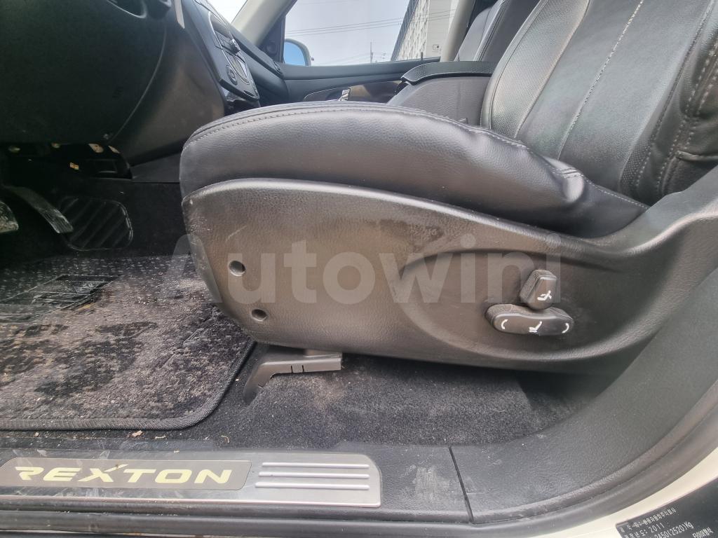 2011 SSANGYONG SUPER REXTON 4WD*M-SEAT, F-SENSOR, SUNROOF - 26
