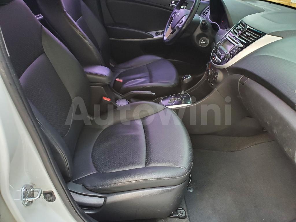 2014 HYUNDAI ACCENT  DIESEL AT - 36