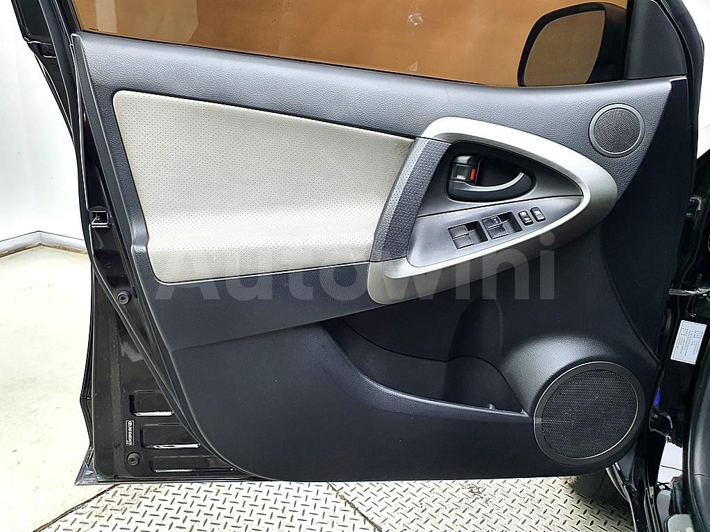 2011 TOYOTA RAV4 2.5 4WD - 8