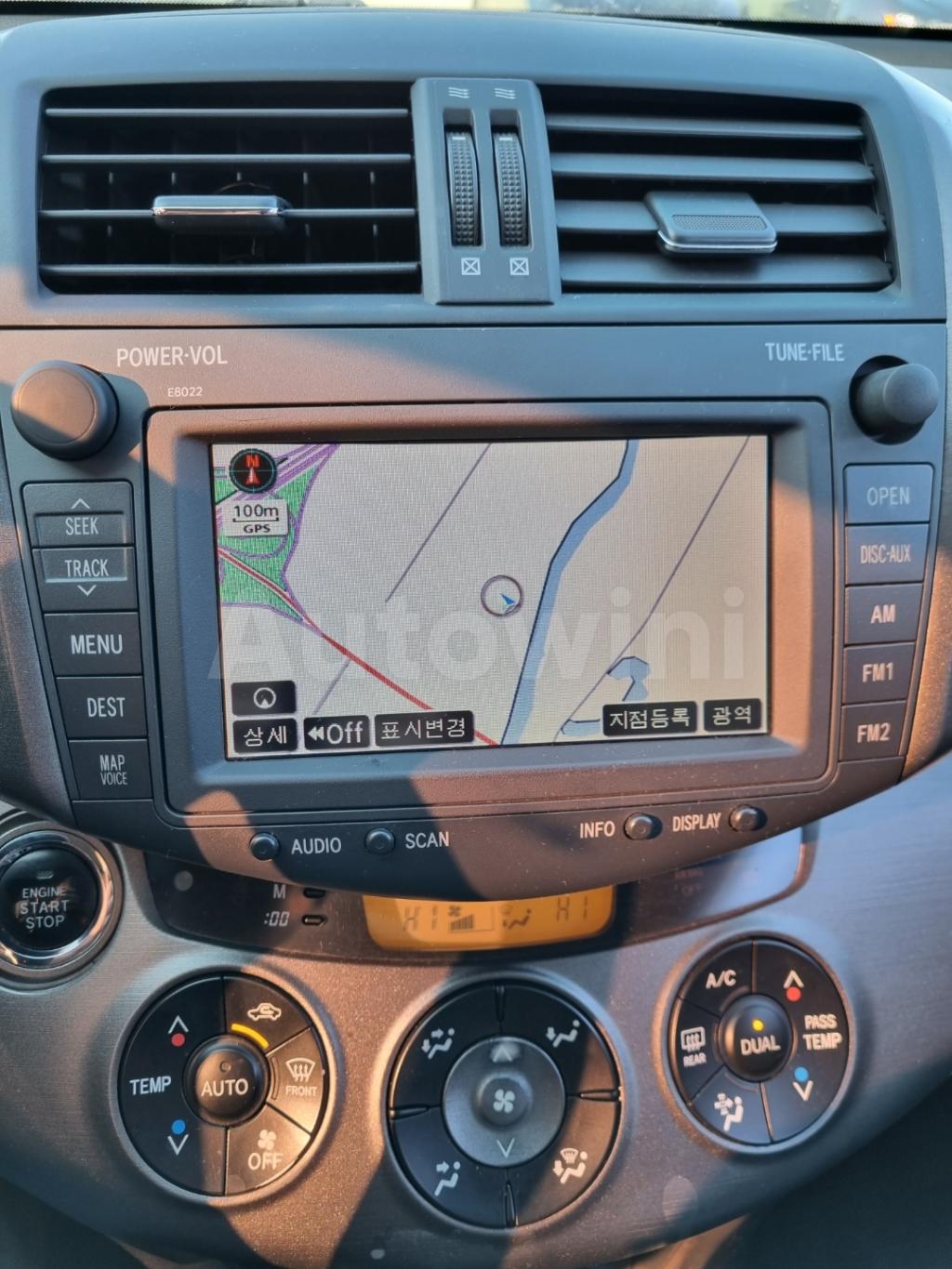 2011 TOYOTA RAV4 2.5 4WD - 13