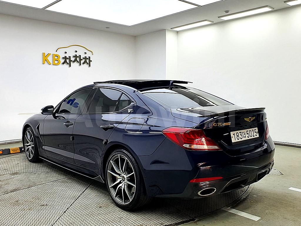 KMTG341ABLU059094 2020 GENESIS G70 2.0T 2WD SPORT PACKAGE-3