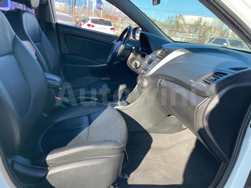 2017 HYUNDAI ACCENT  DISEL SEDAN/NO ACCIDENT - 21