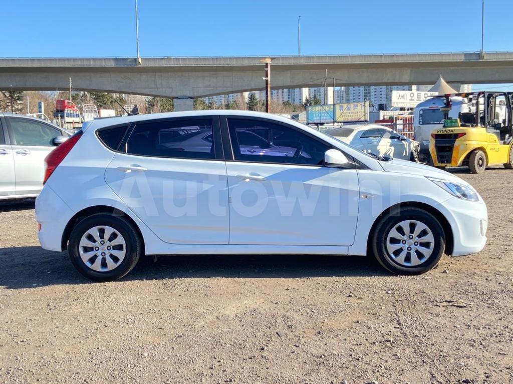 KMHCS51UGHU326624 2017 HYUNDAI ACCENT  1.6 WIT ABS/VDC/EPS/TPMS AT-4