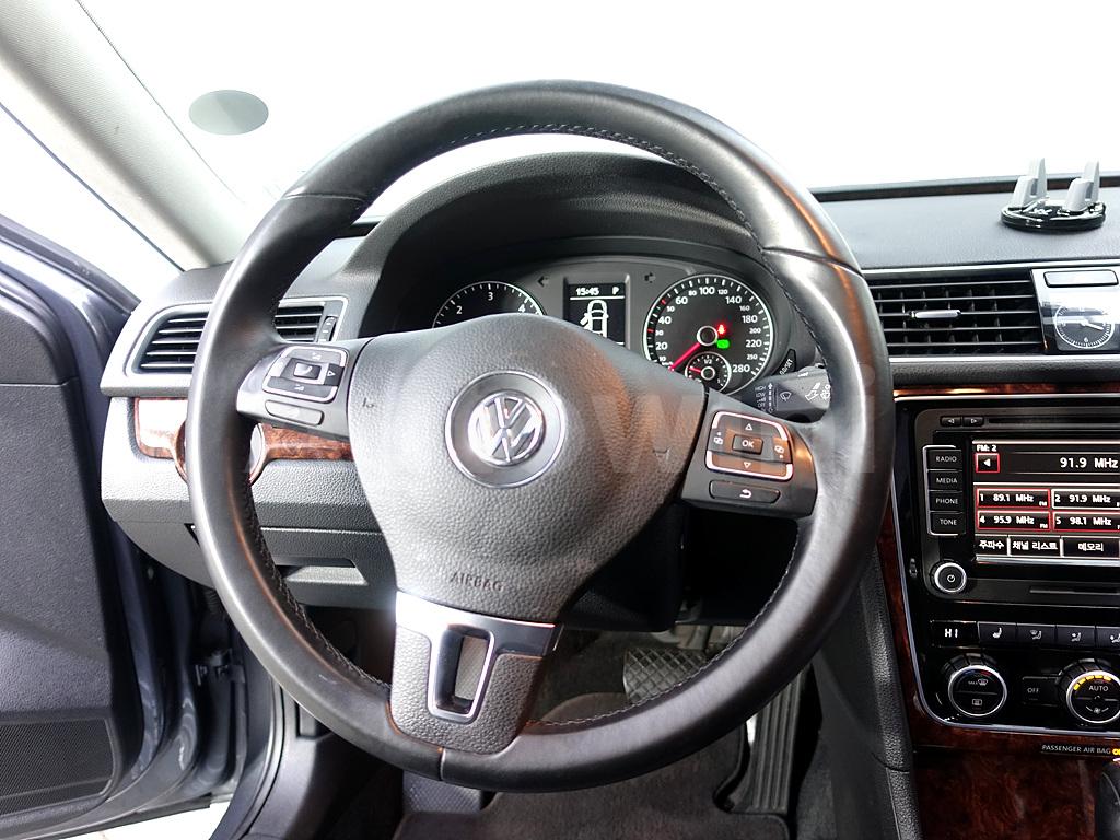 2013 VOLKSWAGEN  PASSAT 2.0 TDI - 11