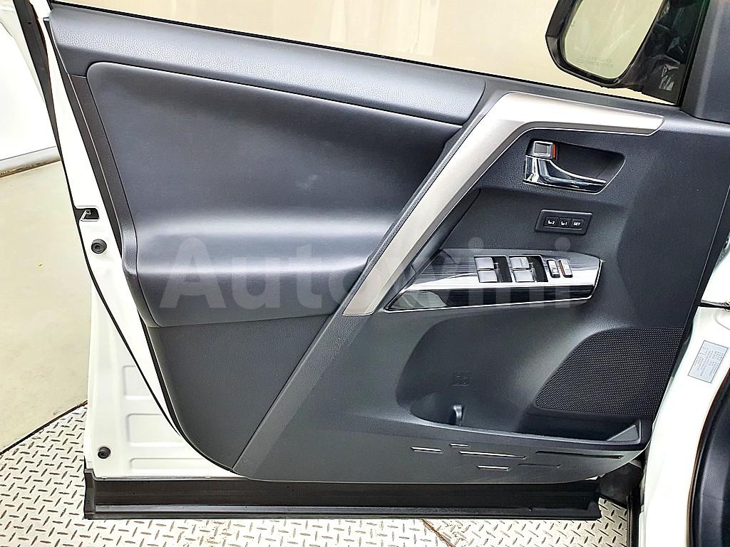 2017 TOYOTA RAV4 2.5 4WD GEN 4 - 8