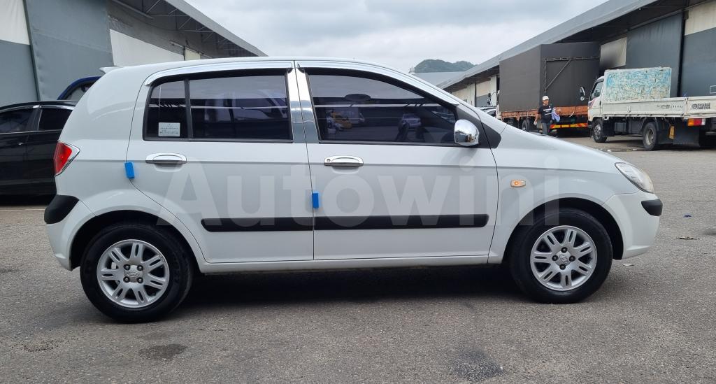 KMHBU51VAAU989318 2010 HYUNDAI  CLICK GETZ M/T*DIESEL*VGT-4