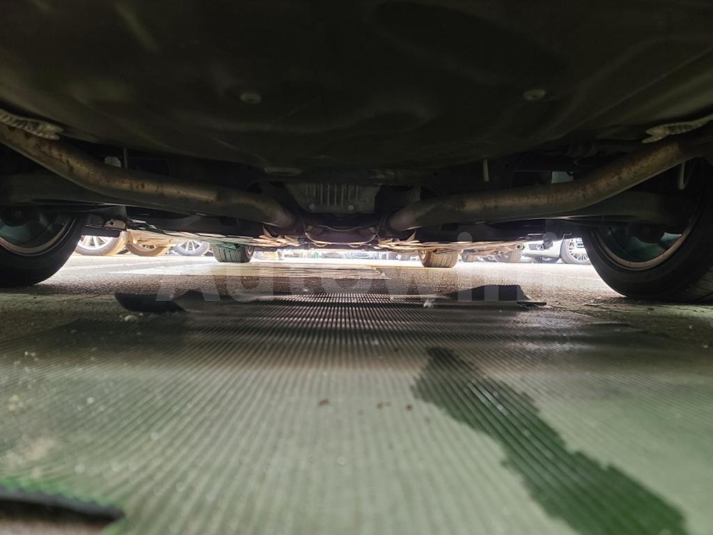 2012 HYUNDAI GENESIS SUNROOF, S-KEY, R-CAM - 13