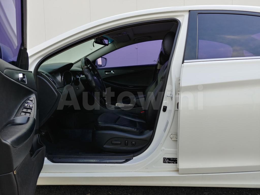 2013 HYUNDAI YF SONATA LPG *P.SROOF+2S.KEY+R.CAM* - 19