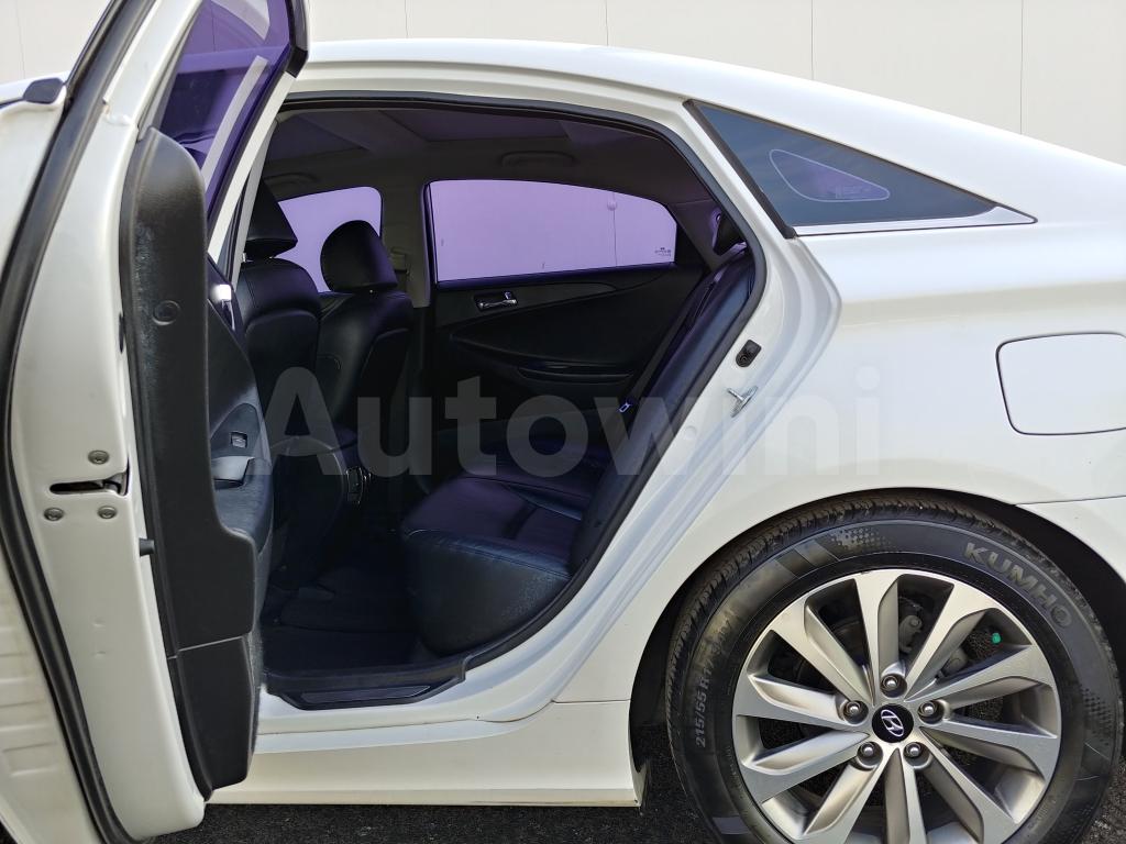 2013 HYUNDAI YF SONATA LPG *P.SROOF+2S.KEY+R.CAM* - 32