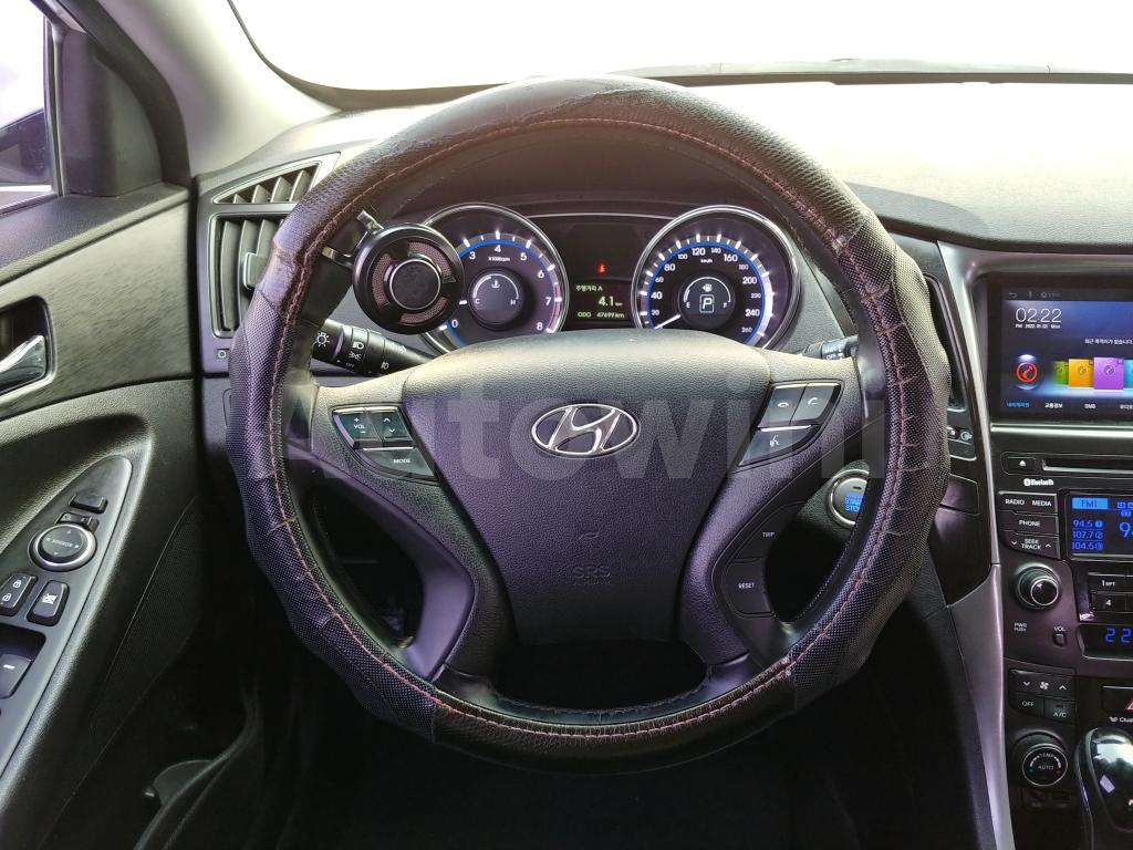 2013 HYUNDAI YF SONATA LPG *P.SROOF+2S.KEY+R.CAM* - 35