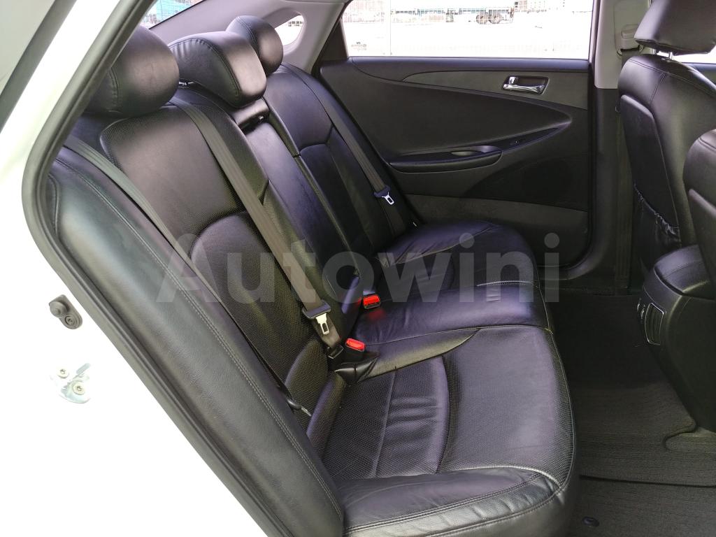 2013 HYUNDAI YF SONATA LPG *P.SROOF+2S.KEY+R.CAM* - 40