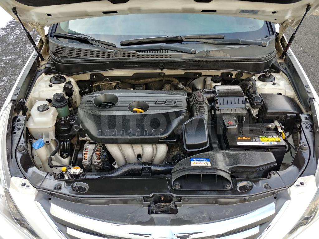 2013 HYUNDAI YF SONATA LPG *P.SROOF+2S.KEY+R.CAM* - 47