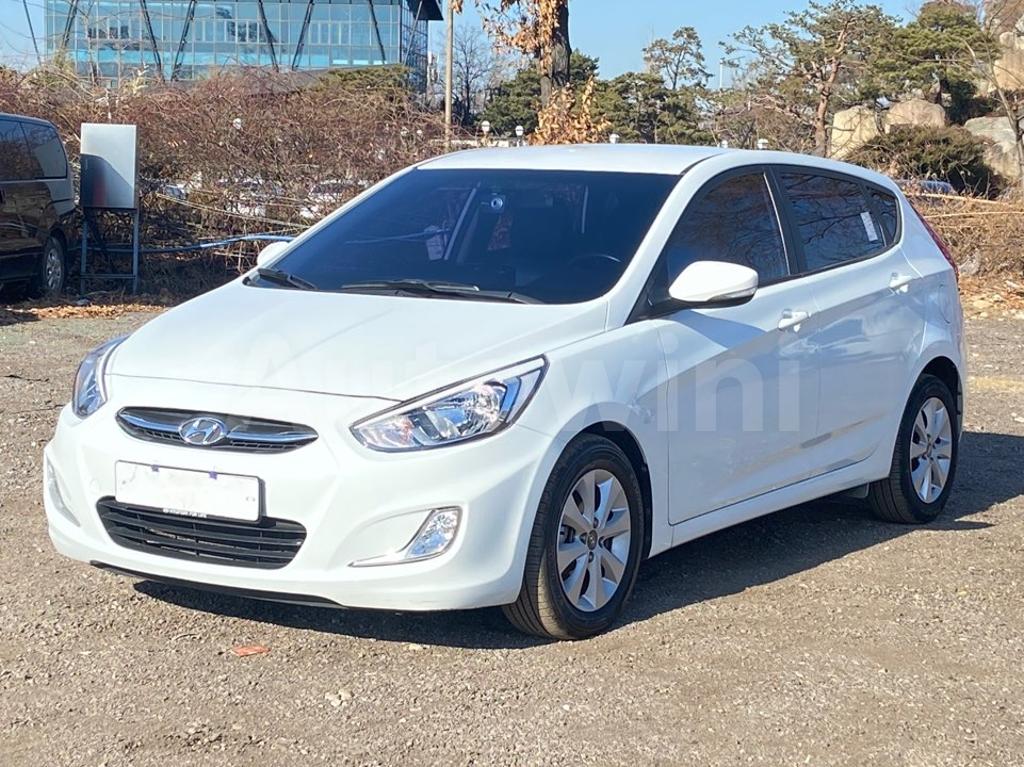 KMHCT51UGHU288503 2017 HYUNDAI ACCENT  1.6 WIT NAVI/CAM/ABS/VDC AT-0