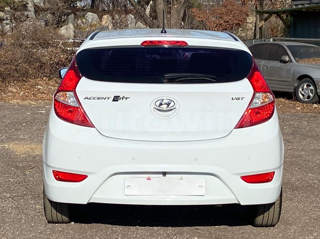 KMHCT51UGHU288503 2017 HYUNDAI ACCENT  1.6 WIT NAVI/CAM/ABS/VDC AT-3