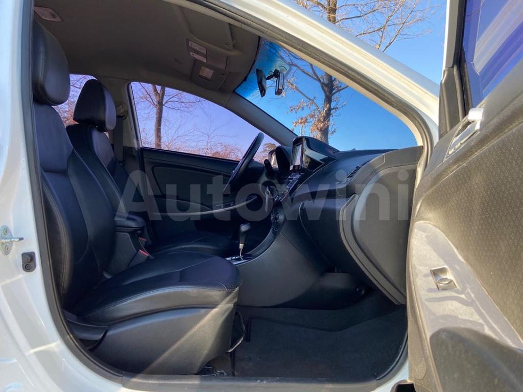 2017 HYUNDAI ACCENT  1.6 WIT NAVI/CAM/ABS/VDC AT - 11