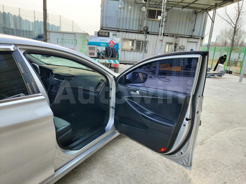 2013 HYUNDAI YF SONATA LPG - 16