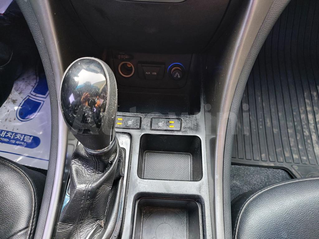 2013 HYUNDAI YF SONATA LPG - 23