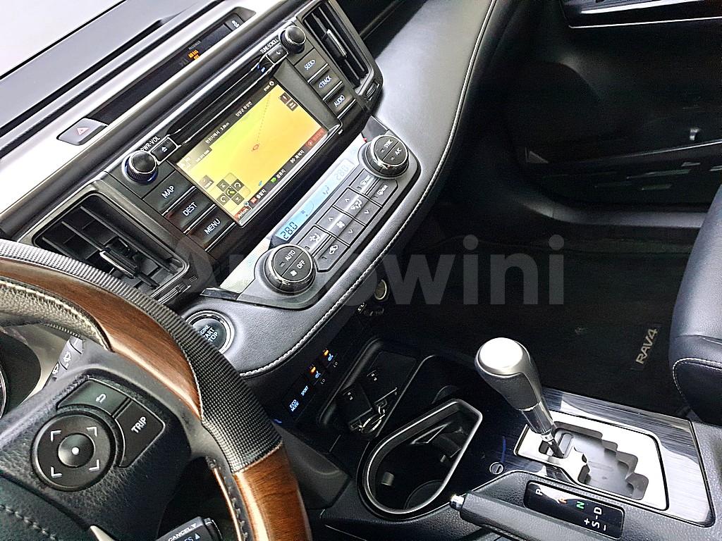 2016 TOYOTA RAV4 2.5 2WD - 10