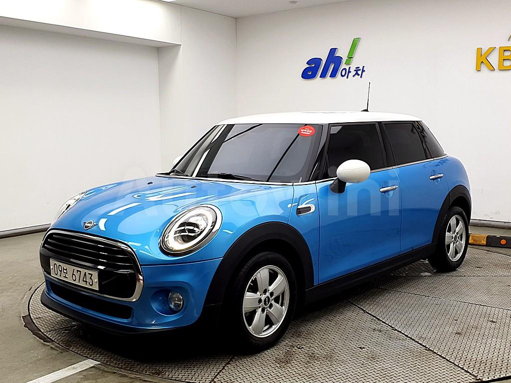 WMWXU1105K2H34311 2019 MINI COOPER 1.5 5-DOOR FINE LEATHEREDITION-0